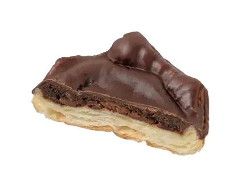 チョコブラウニーパイ（断面）｜宮崎・鹿児島のセブンイレブンパン by モンドール